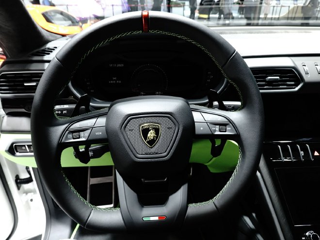 2023 Guangzhou Auto Show: Lamborghini three cars unveiled together