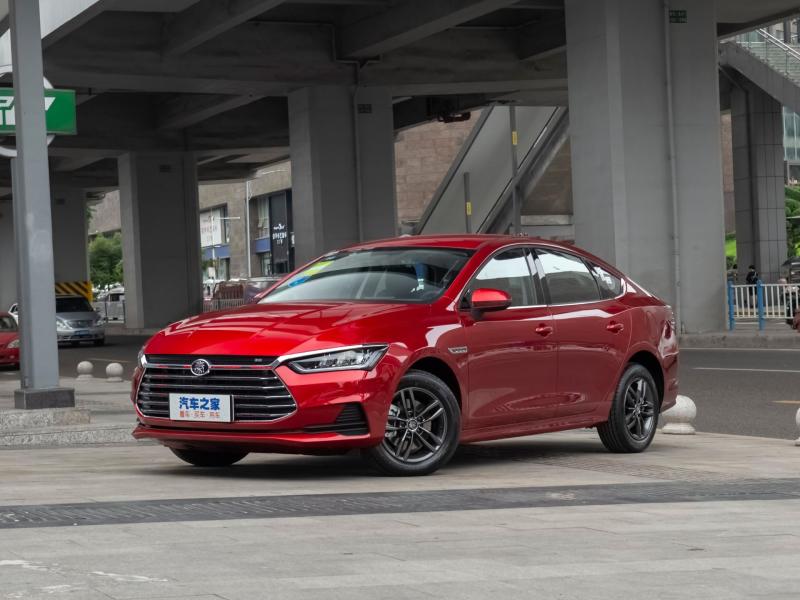 https://car2.autoimg.cn/cardfs/product/g30/M03/5E/0B/800x600_0_autohomecar__autohomecar__ChsEf17QueuAKE-qAAYC0lZ8dkY465.jpg