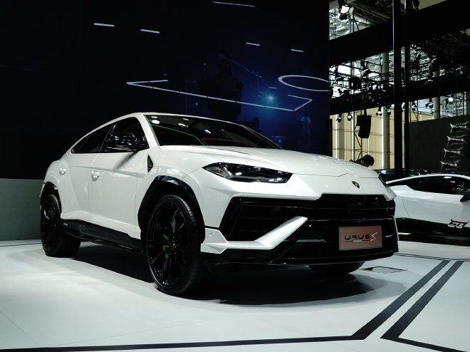 2023 Guangzhou Auto Show: Lamborghini three cars unveiled together