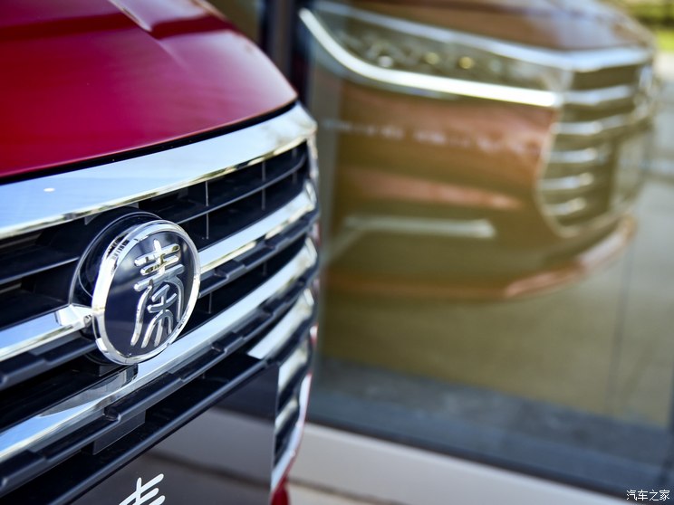 BYD Qin 2019 1.5L automatic distinguished model