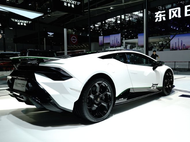 2023 Guangzhou Auto Show: Lamborghini three cars unveiled together